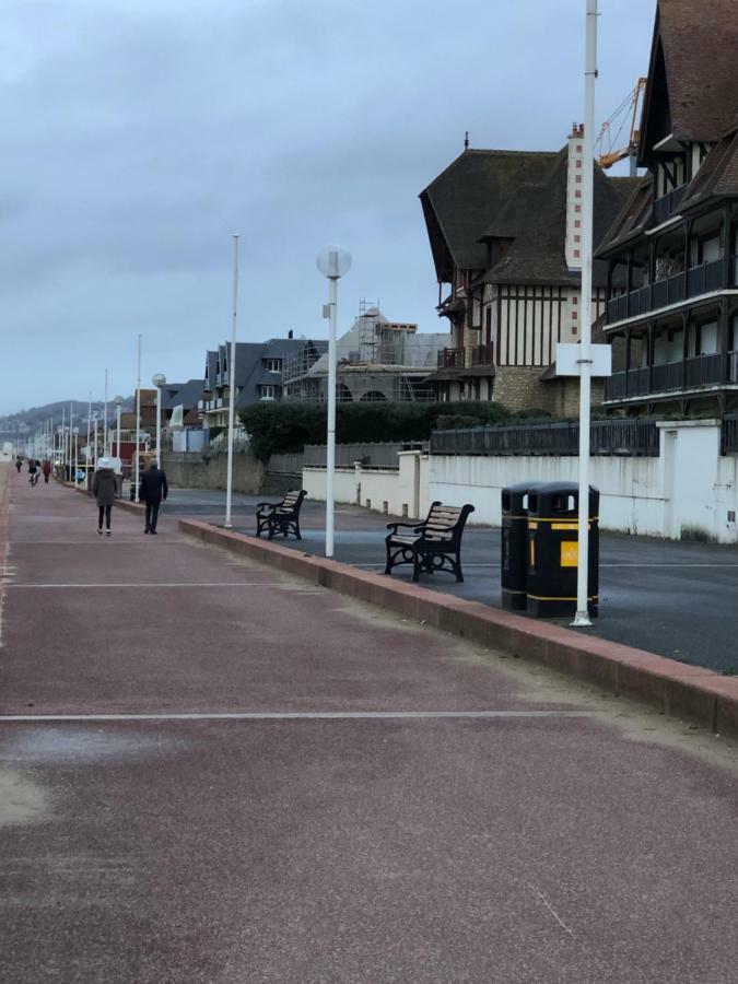 La Digue 45 Rue Des Lais De Mer Bénerville-sur-Mer Екстериор снимка